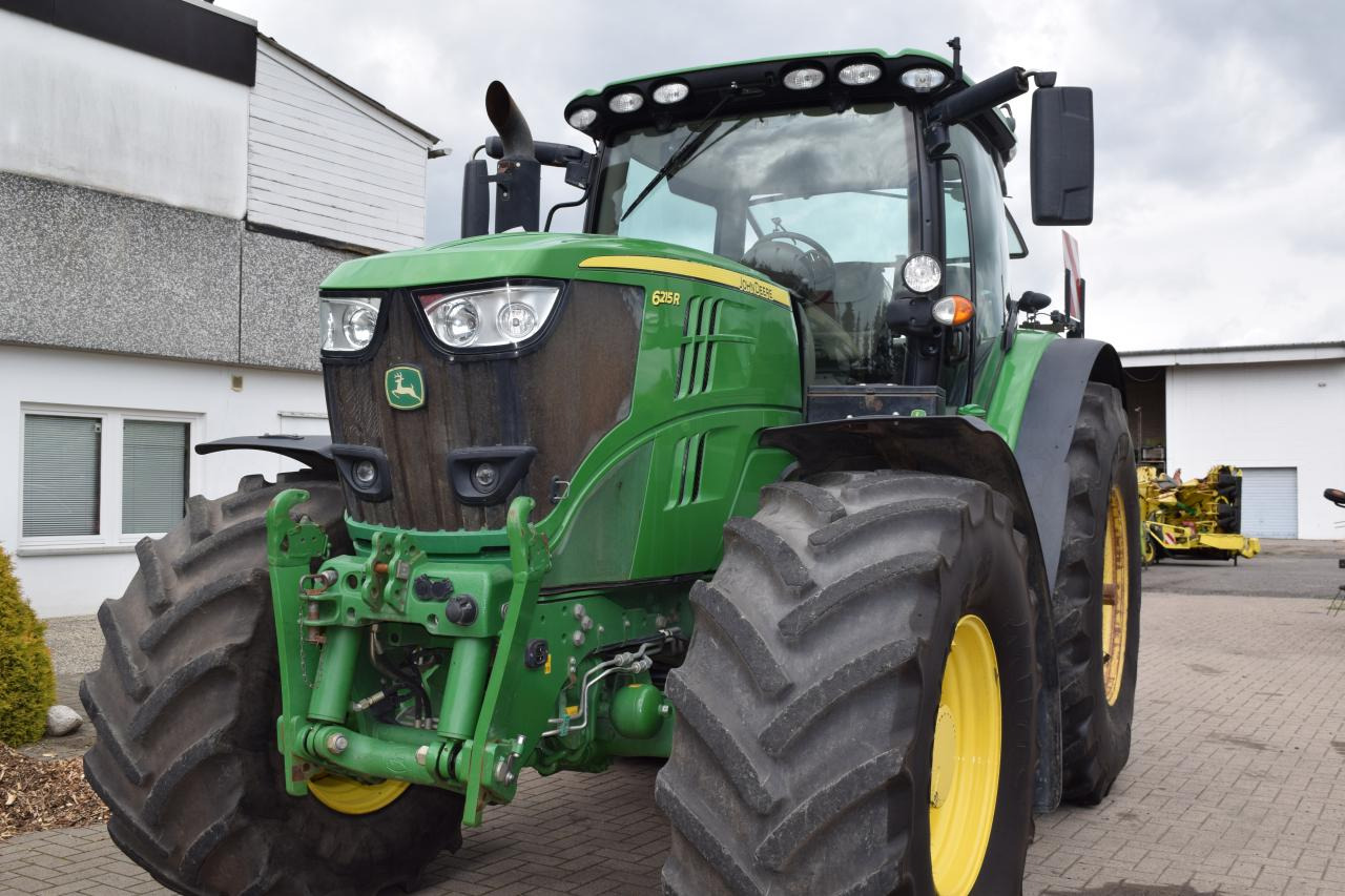 John Deere 6215 R - Tractor: afbeelding 4 John Deere 6215 R - Tractor: afbeelding 4