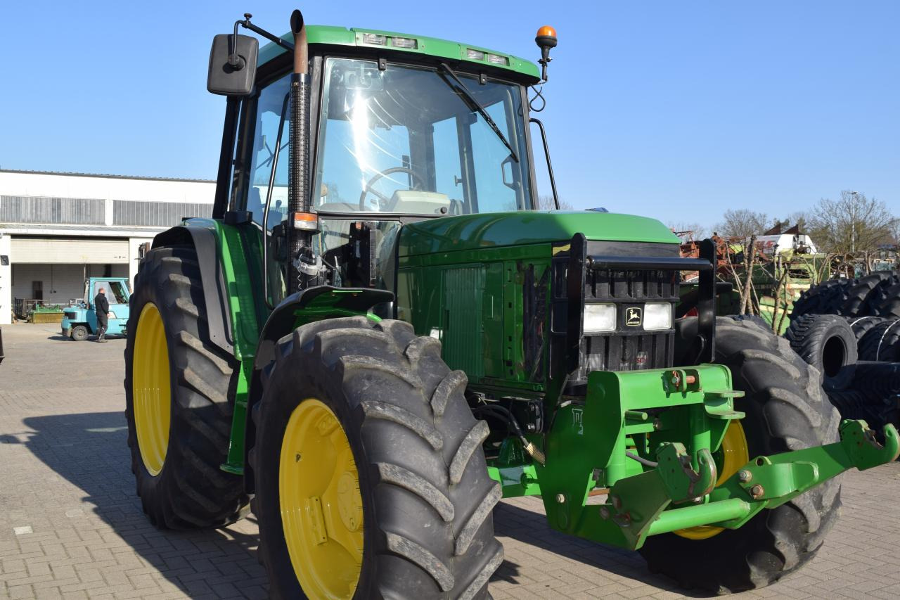 John Deere 6410 - Tractor: afbeelding 2 John Deere 6410 - Tractor: afbeelding 2
