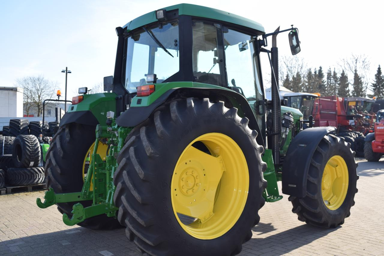 John Deere 6410 - Tractor: afbeelding 5 John Deere 6410 - Tractor: afbeelding 5