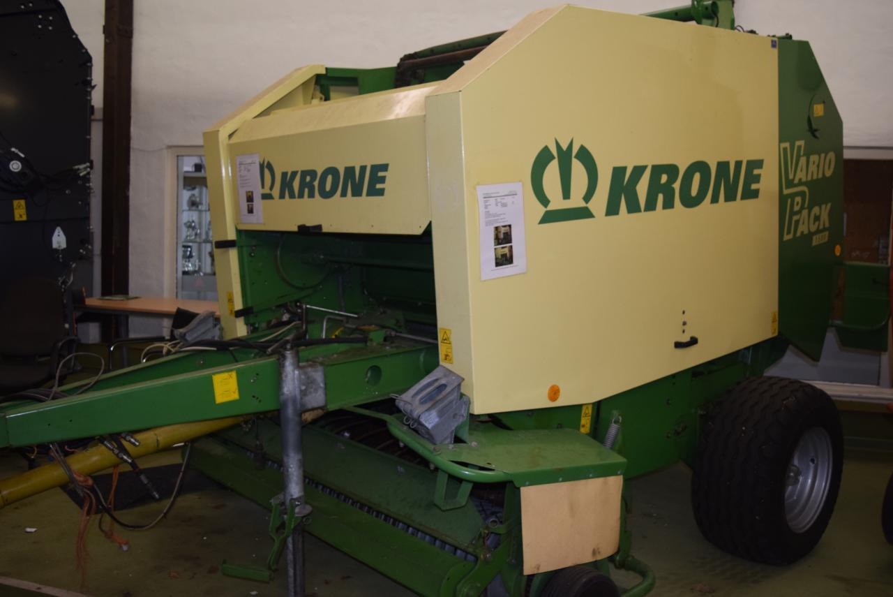 Krone Vario Pack 1500 - Ronde balenpers: afbeelding 1 Krone Vario Pack 1500 - Ronde balenpers: afbeelding 1
