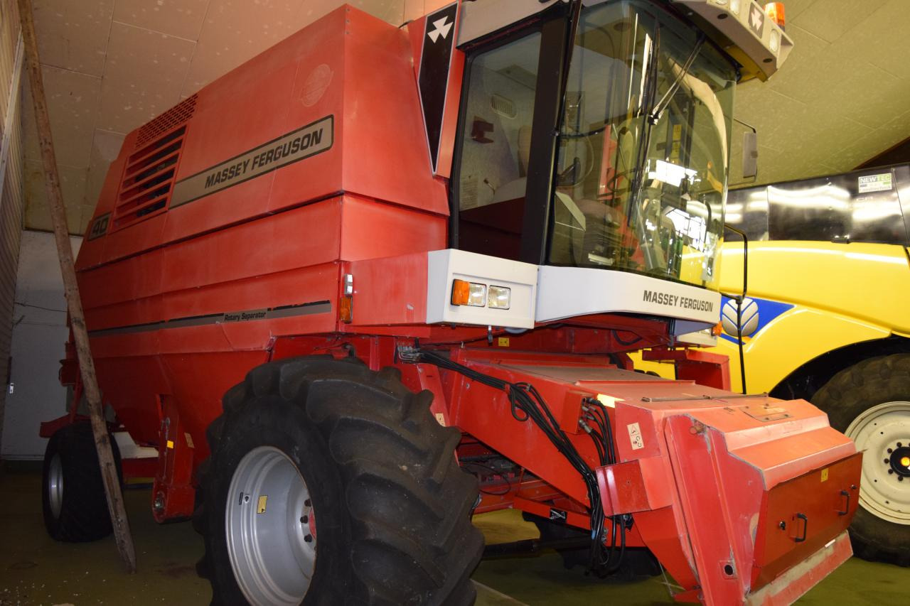 Massey Ferguson MF 40 RS - Maaidorser: afbeelding 2 Massey Ferguson MF 40 RS - Maaidorser: afbeelding 2