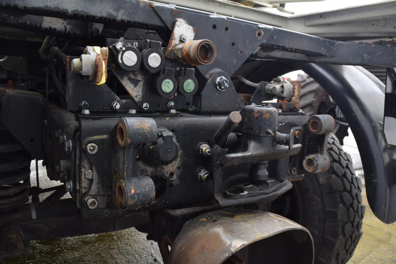 Mercedes-Benz U 90 - Kipper vrachtwagen: afbeelding 4 Mercedes-Benz U 90 - Kipper vrachtwagen: afbeelding 4