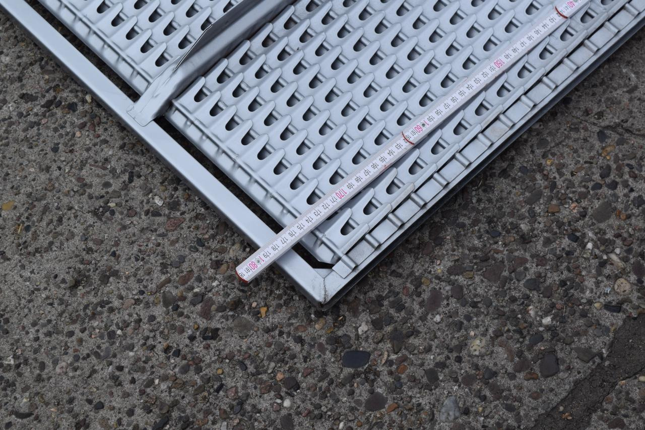 CLAAS Siebe für Claas - Onderdelen voor Landbouwmachine: afbeelding 4 CLAAS Siebe für Claas - Onderdelen voor Landbouwmachine: afbeelding 4