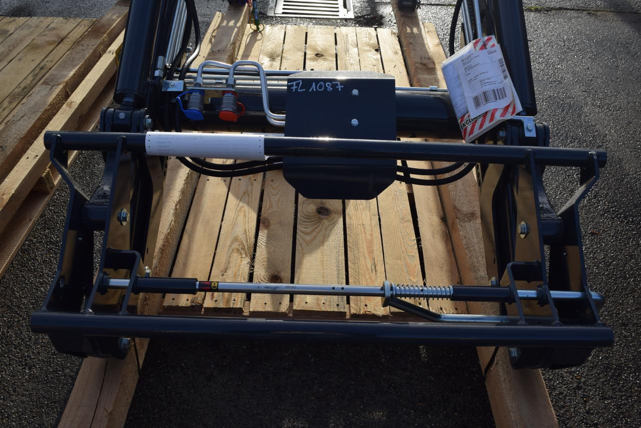 Stoll Solid 40-22 P - Voorlader voor tractor: afbeelding 3 Stoll Solid 40-22 P - Voorlader voor tractor: afbeelding 3