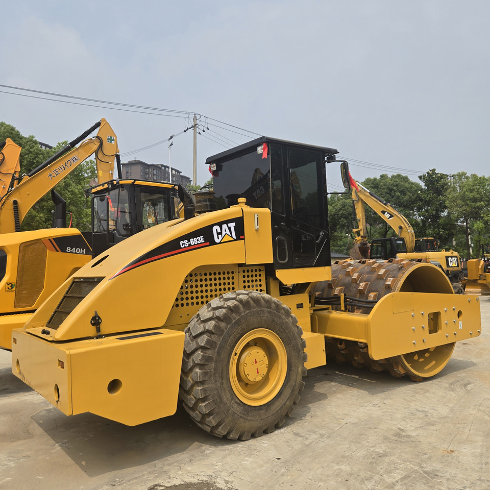 CAT CS683E - Schapenpootwals/ Grondverdichter: afbeelding 4 CAT CS683E - Schapenpootwals/ Grondverdichter: afbeelding 4
