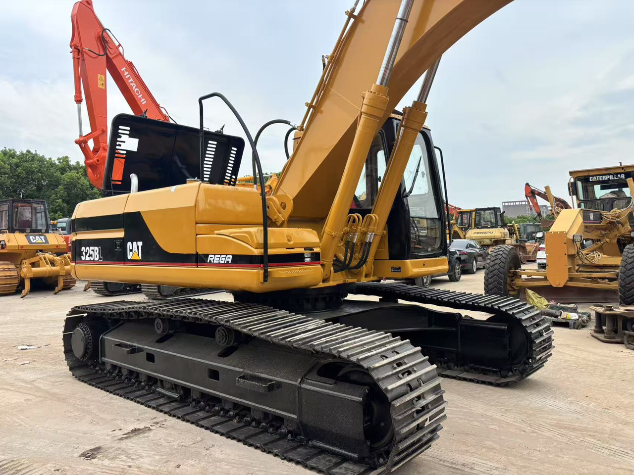 CATERPILLAR 325B - Rupsgraafmachine: afbeelding 5 CATERPILLAR 325B - Rupsgraafmachine: afbeelding 5