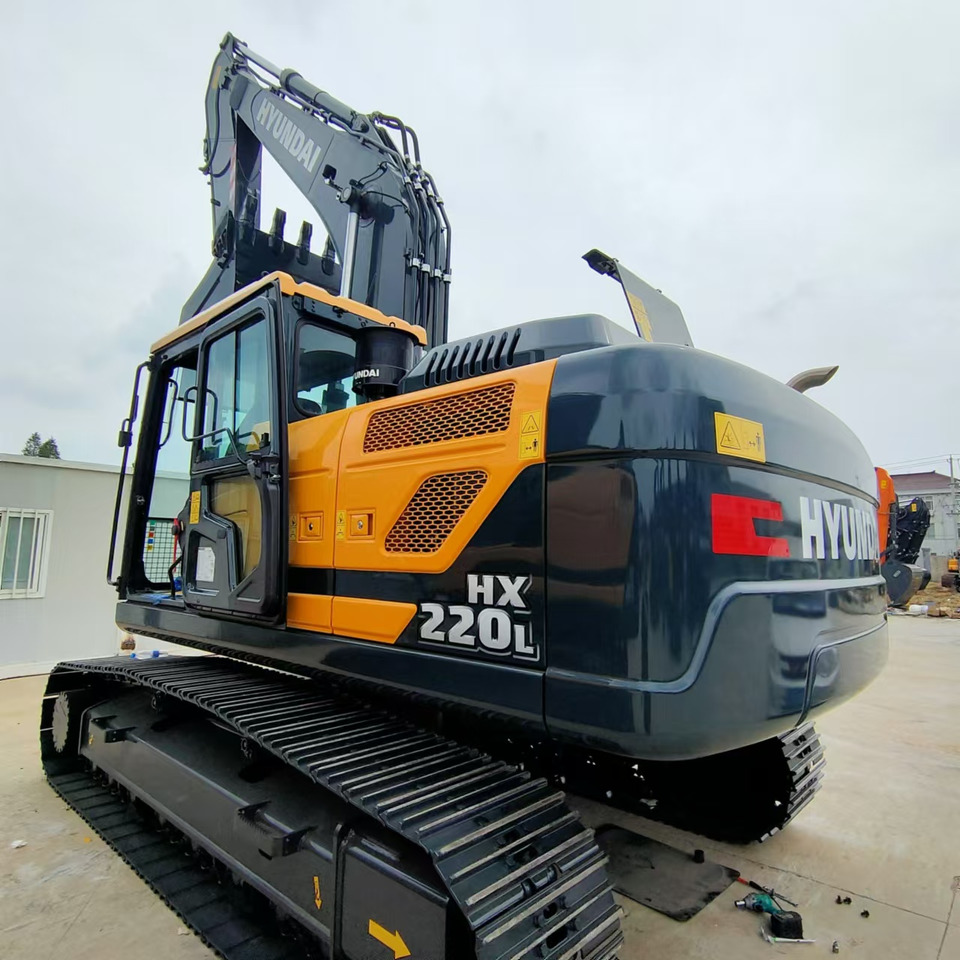 HYUNDAI HX220L - Rupsgraafmachine: afbeelding 2 HYUNDAI HX220L - Rupsgraafmachine: afbeelding 2