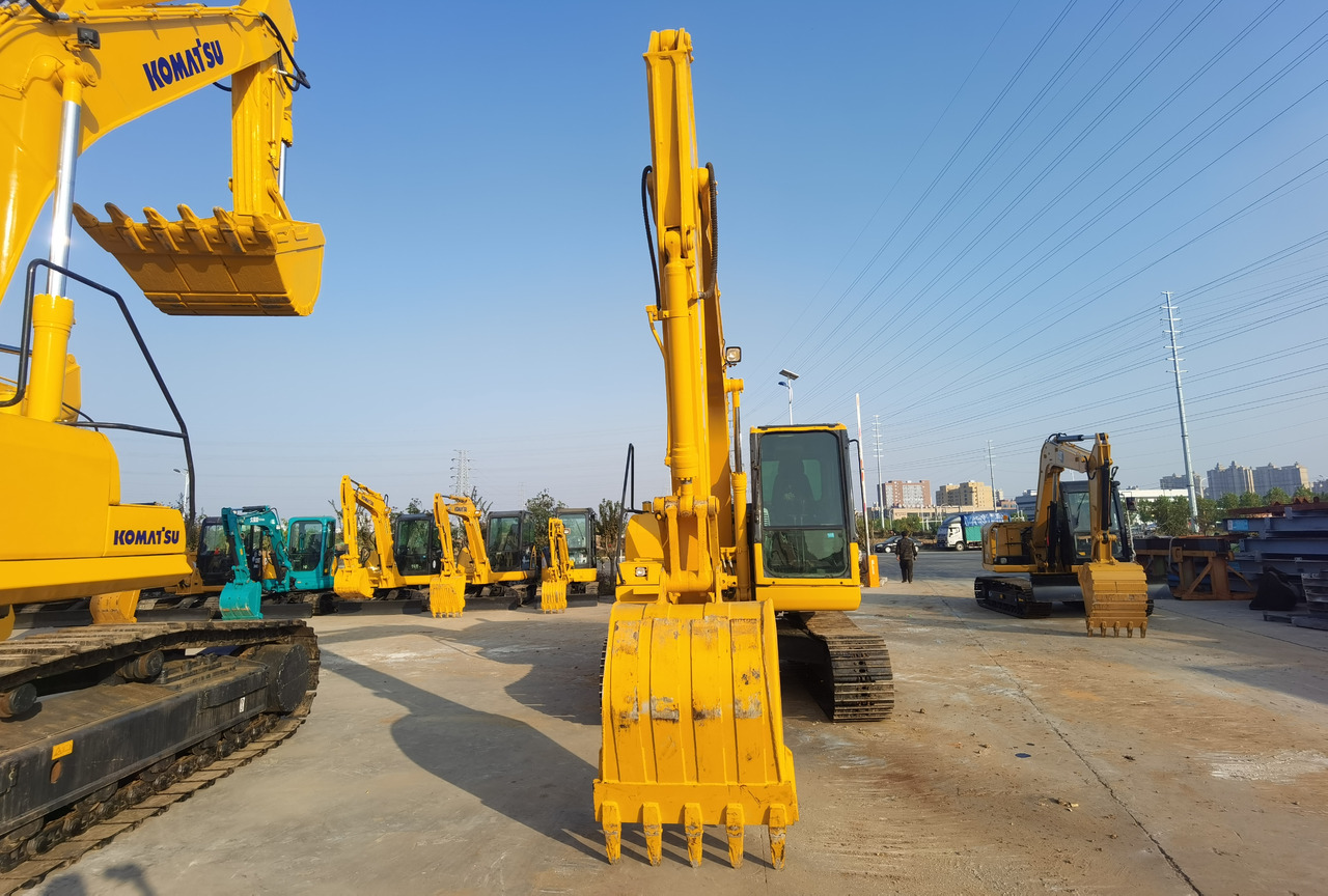 KOMATSU PC130-7 - Minigraafmachine: afbeelding 4 KOMATSU PC130-7 - Minigraafmachine: afbeelding 4