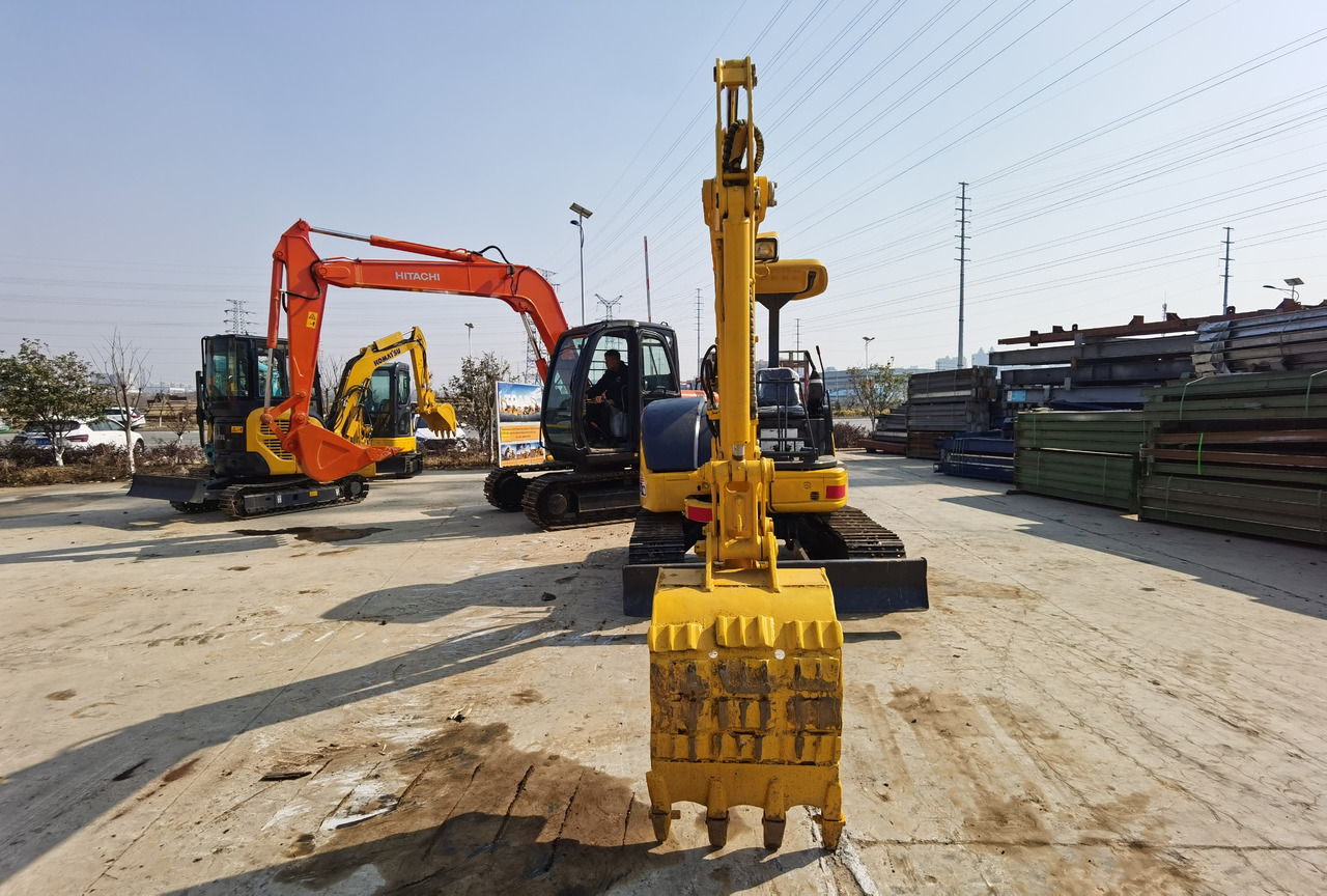 KOMATSU PC40MR - Minigraafmachine: afbeelding 3 KOMATSU PC40MR - Minigraafmachine: afbeelding 3