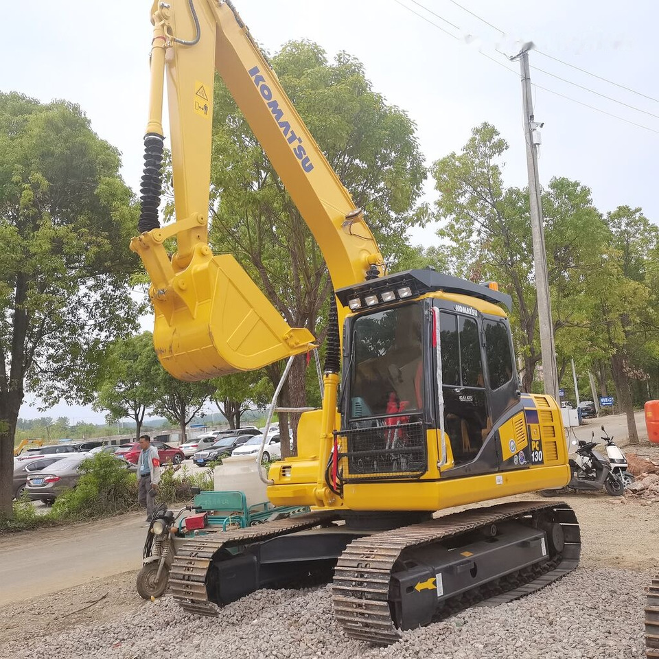 Komatsu PC130-7 - Rupsgraafmachine: afbeelding 2 Komatsu PC130-7 - Rupsgraafmachine: afbeelding 2