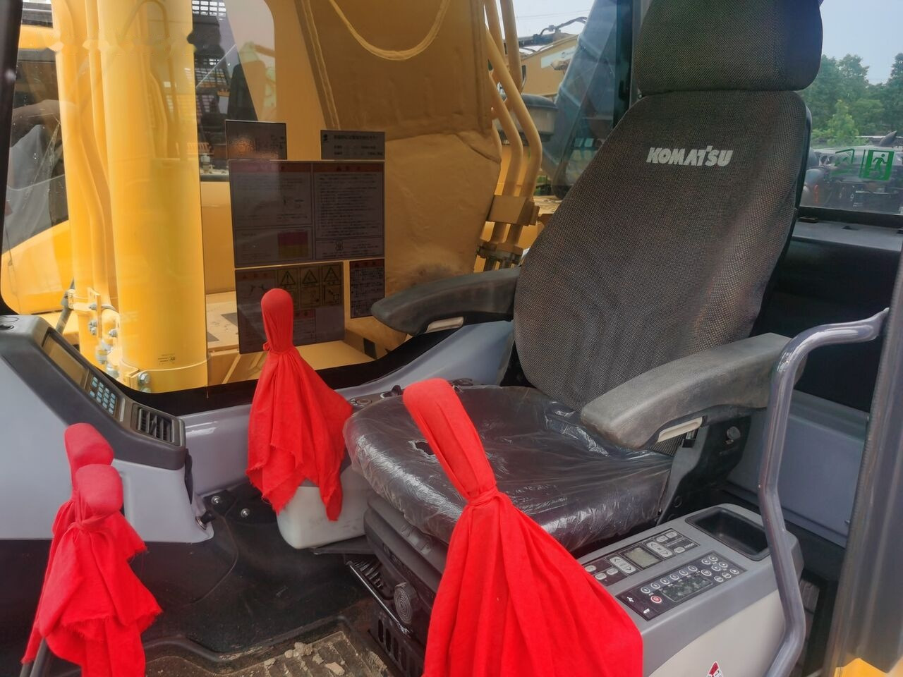 Komatsu PC350 - Rupsgraafmachine: afbeelding 4 Komatsu PC350 - Rupsgraafmachine: afbeelding 4