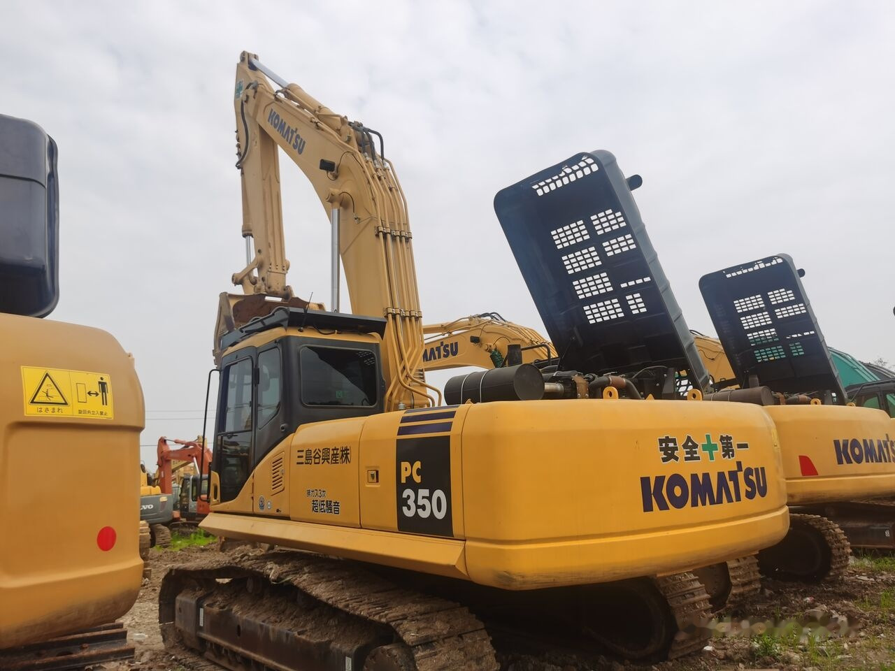 Komatsu PC350 - Rupsgraafmachine: afbeelding 1 Komatsu PC350 - Rupsgraafmachine: afbeelding 1