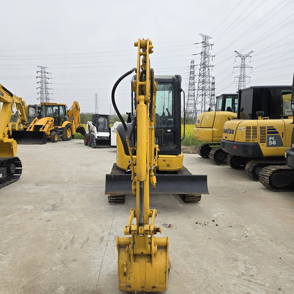Komatsu PC35MR - Minigraafmachine: afbeelding 3 Komatsu PC35MR - Minigraafmachine: afbeelding 3
