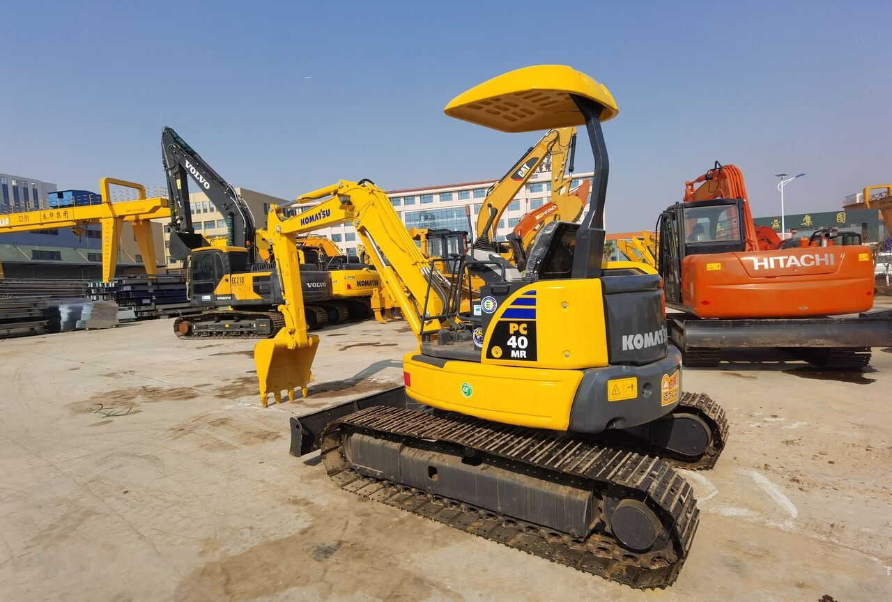 Komatsu PC40MR - Minigraafmachine: afbeelding 1 Komatsu PC40MR - Minigraafmachine: afbeelding 1