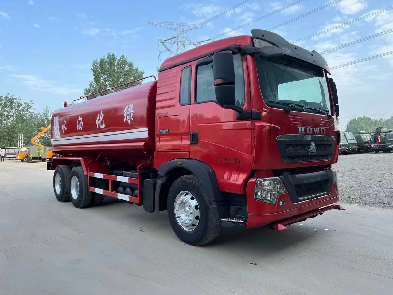 SINOTRUK HOWO sprinkler - Tankwagen: afbeelding 4 SINOTRUK HOWO sprinkler - Tankwagen: afbeelding 4