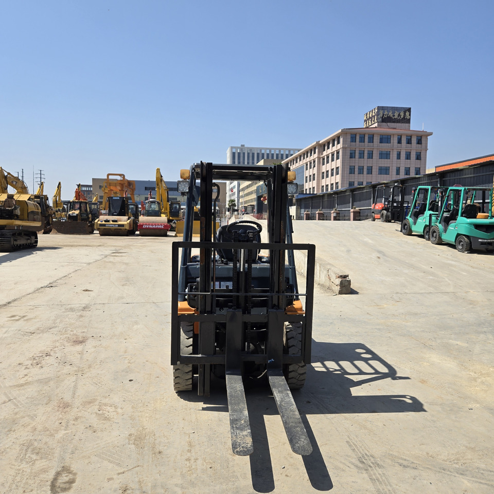 Diesel heftruck Toyota FD30: afbeelding 7 Diesel heftruck Toyota FD30: afbeelding 7