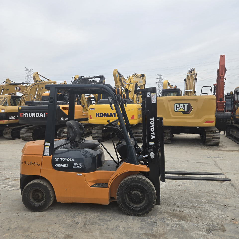 Diesel heftruck Toyota FD30: afbeelding 6 Diesel heftruck Toyota FD30: afbeelding 6