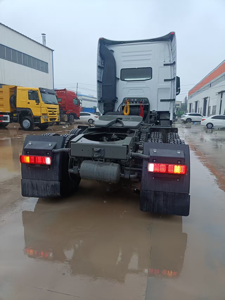SINOTRUK HOWO A7 - Trekker: afbeelding 4 SINOTRUK HOWO A7 - Trekker: afbeelding 4