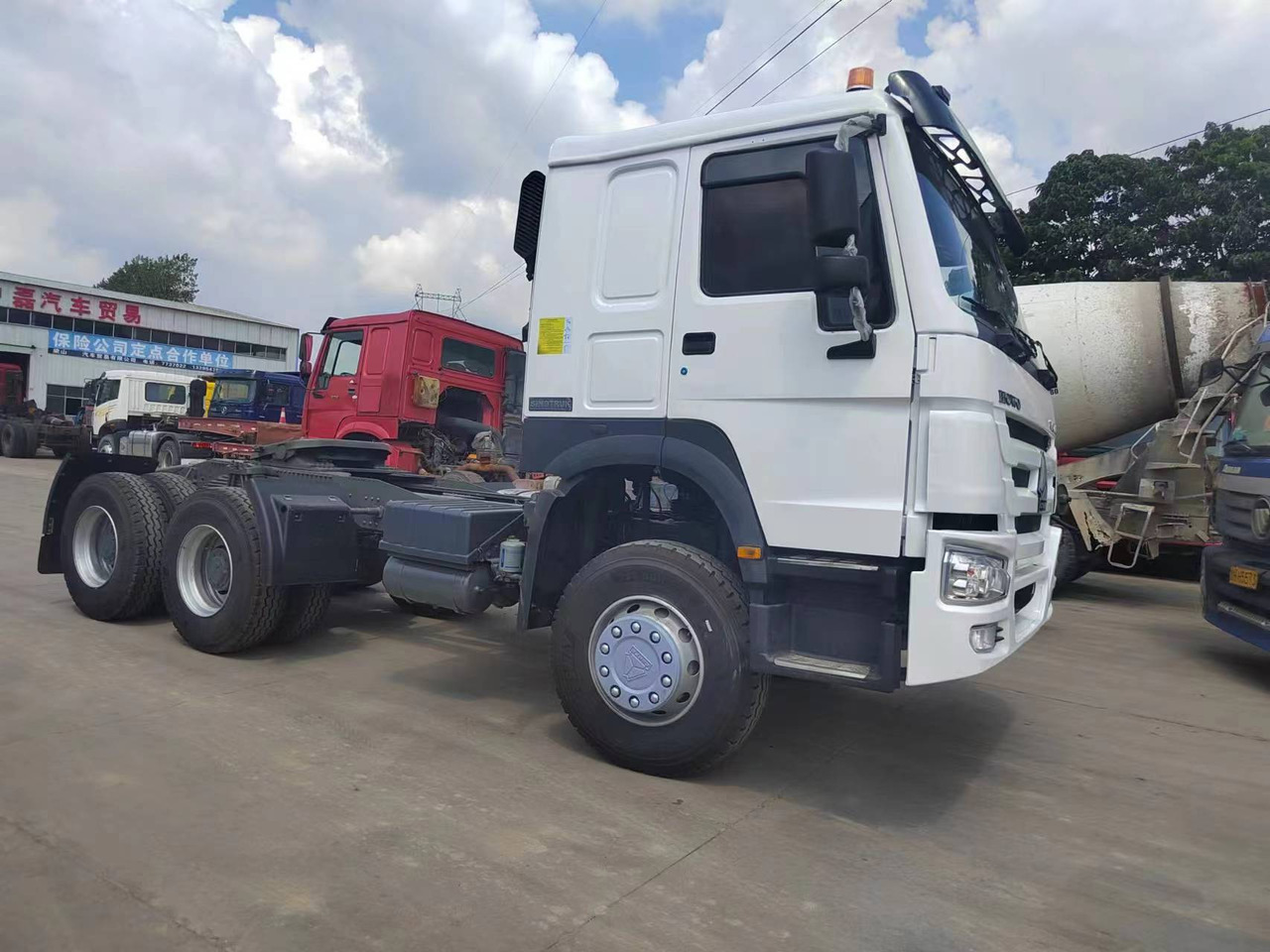 SINOTRUK HOWO - Trekker: afbeelding 4 SINOTRUK HOWO - Trekker: afbeelding 4