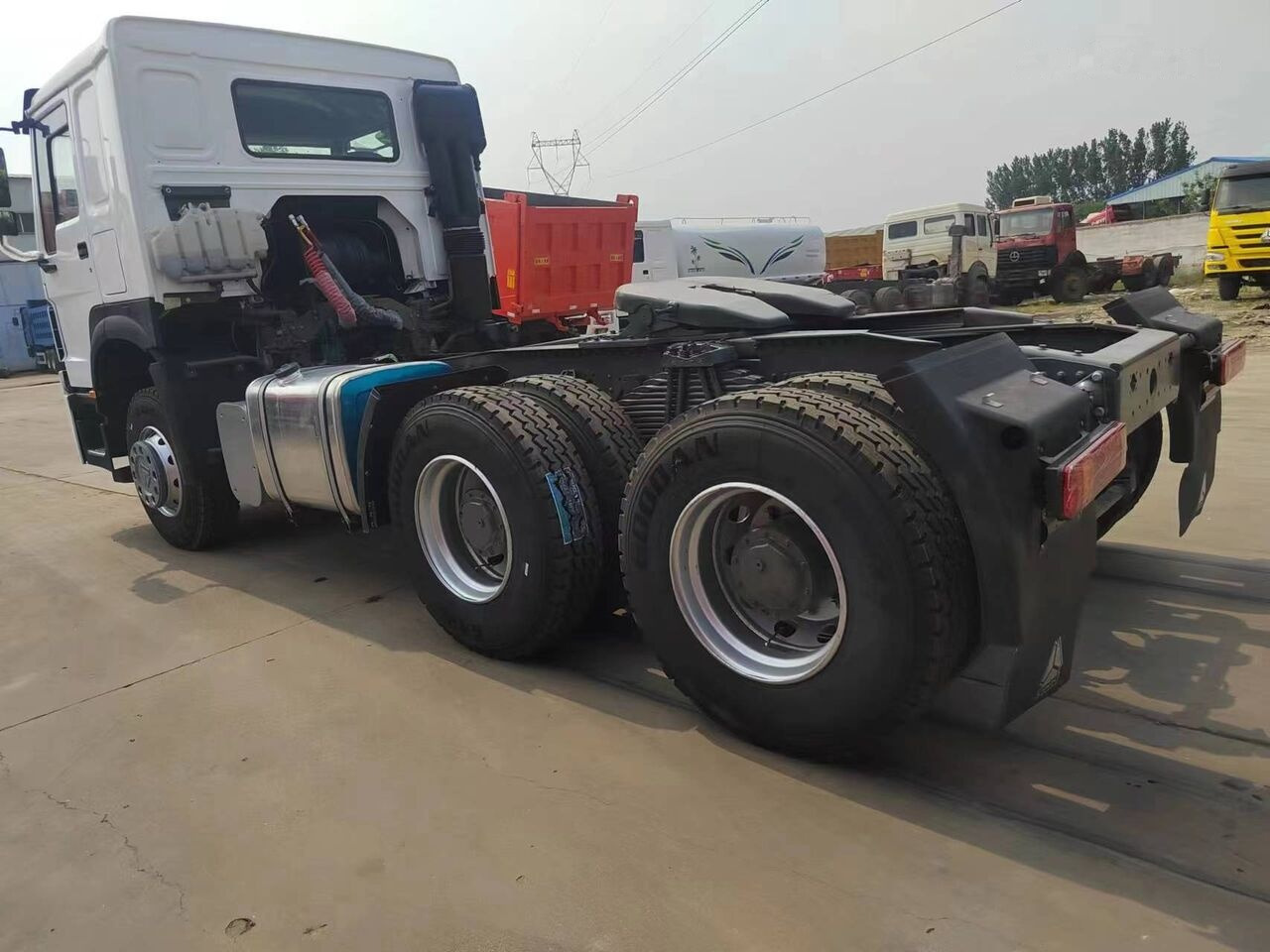 Sinotruk Howo 420 - Trekker: afbeelding 5 Sinotruk Howo 420 - Trekker: afbeelding 5
