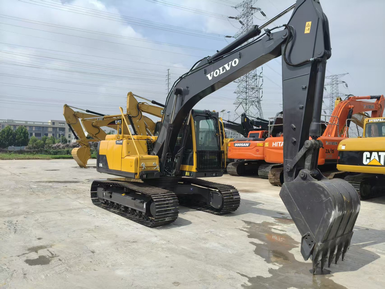 Volvo EC140DL - Rupsgraafmachine: afbeelding 2 Volvo EC140DL - Rupsgraafmachine: afbeelding 2