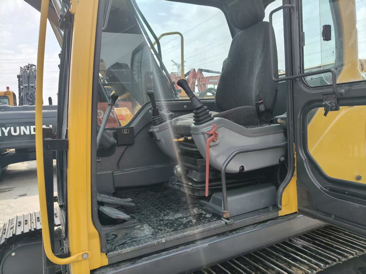 Volvo EC140DL - Rupsgraafmachine: afbeelding 5 Volvo EC140DL - Rupsgraafmachine: afbeelding 5