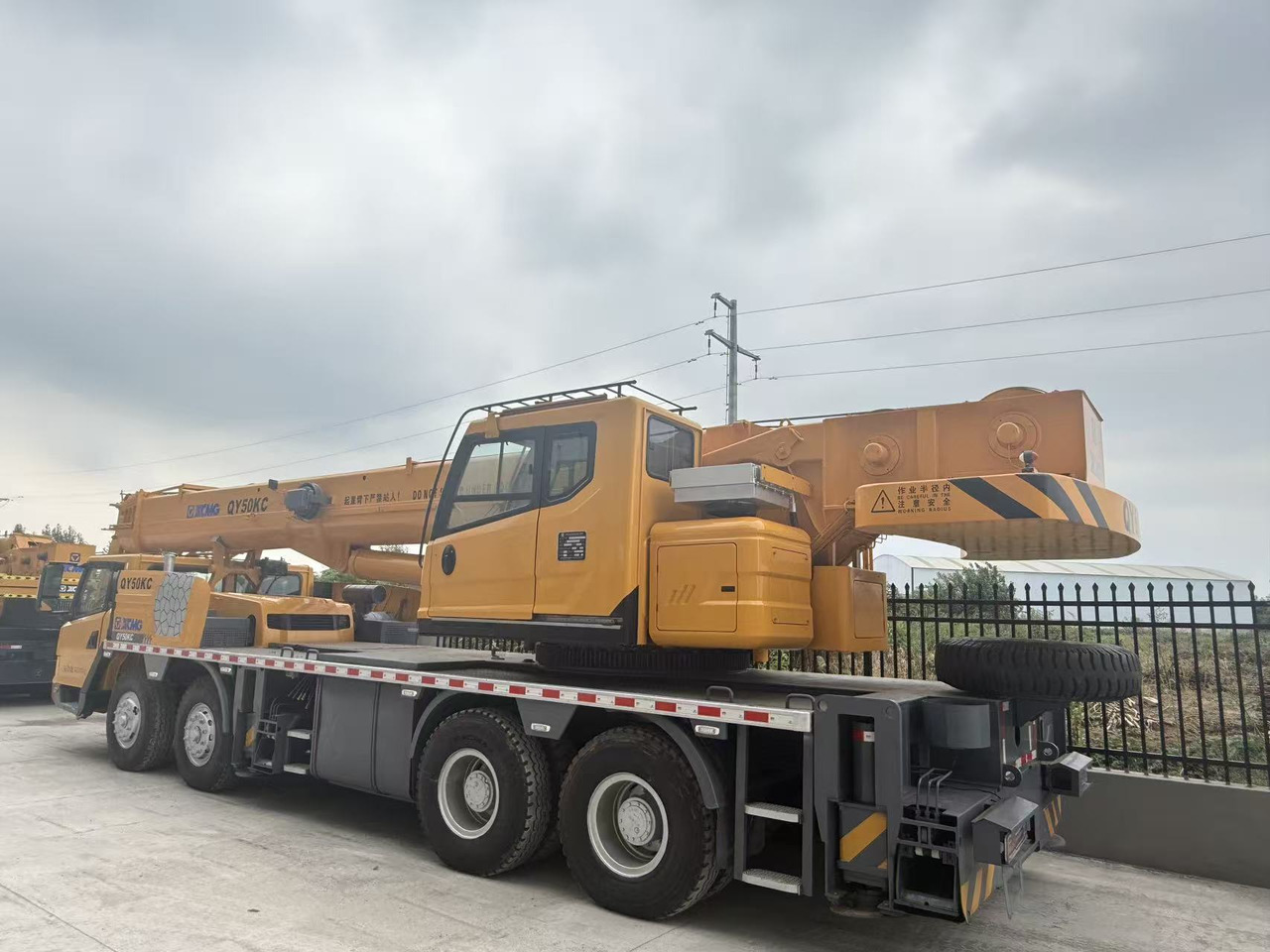 XCMG QY50KC - Kraanwagen: afbeelding 3 XCMG QY50KC - Kraanwagen: afbeelding 3