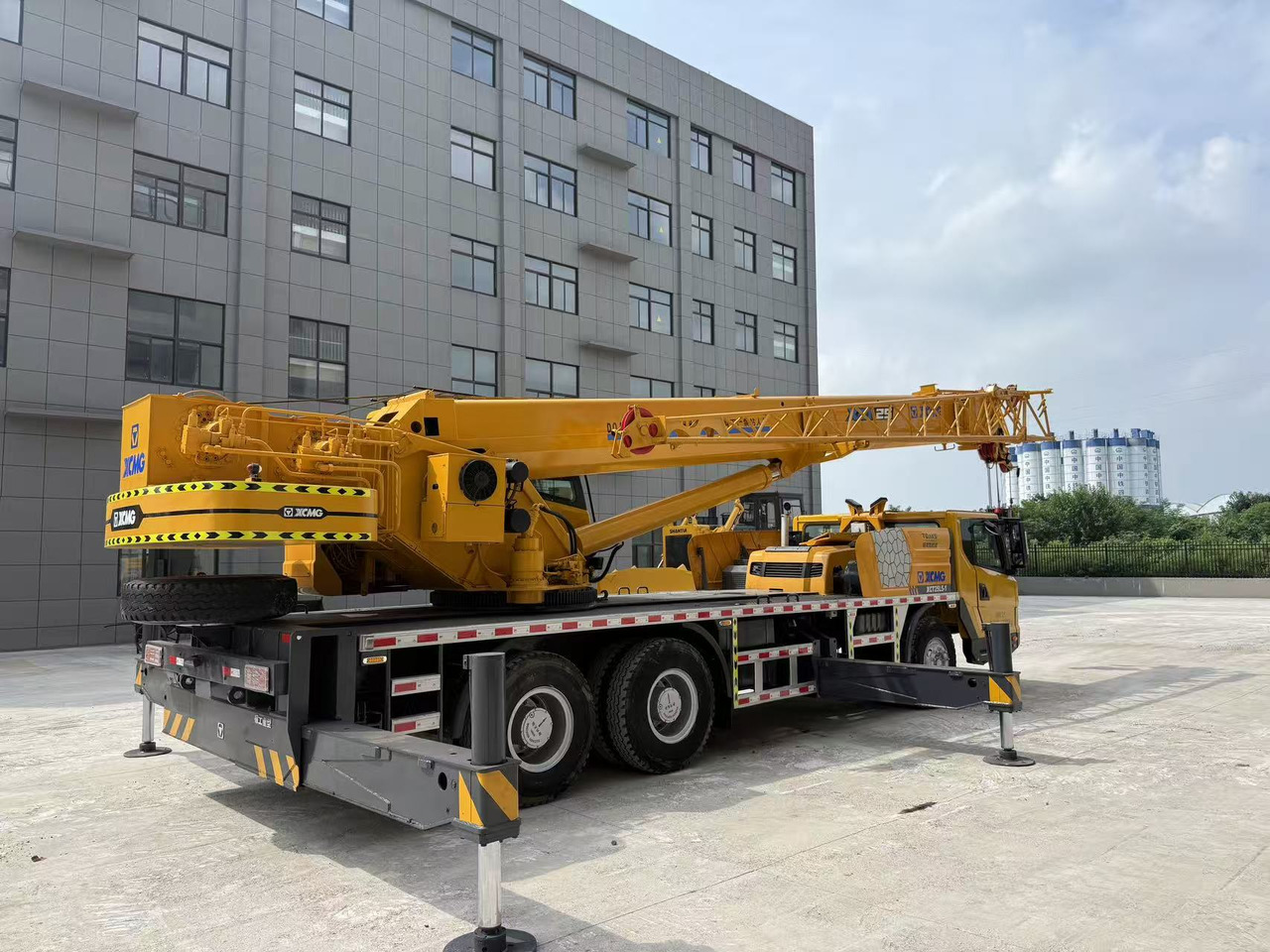 XCMG XCT25L5 - Kraanwagen: afbeelding 4 XCMG XCT25L5 - Kraanwagen: afbeelding 4