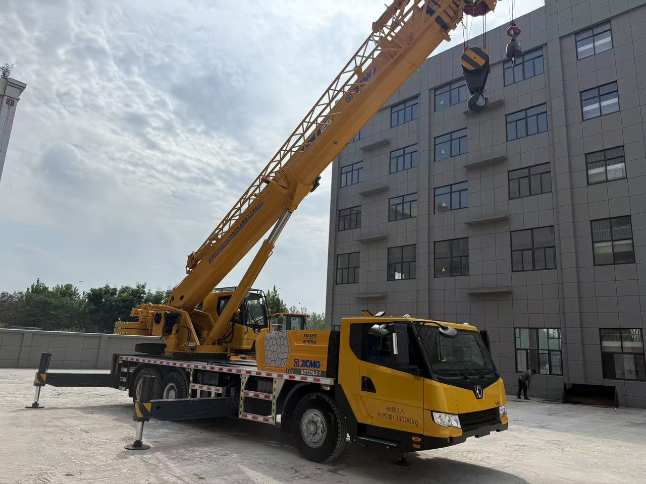 XCMG XCT25L5 - Kraanwagen: afbeelding 3 XCMG XCT25L5 - Kraanwagen: afbeelding 3