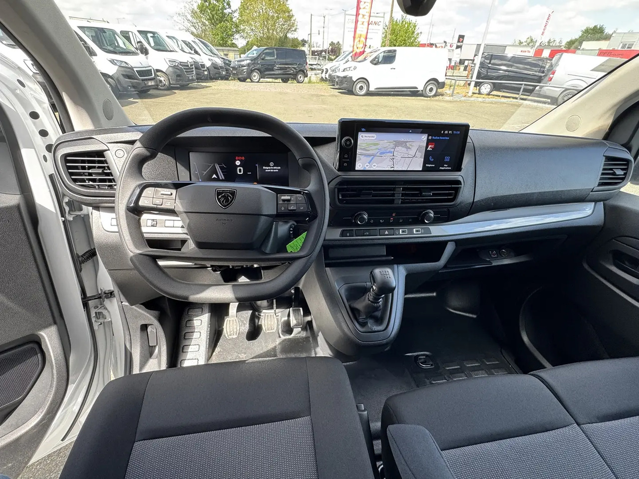Peugeot Expert M 2.0 BLUEHDI 145CH PACK PREMIUM CONNECT - Andere machine: afbeelding 4 Peugeot Expert M 2.0 BLUEHDI 145CH PACK PREMIUM CONNECT - Andere machine: afbeelding 4