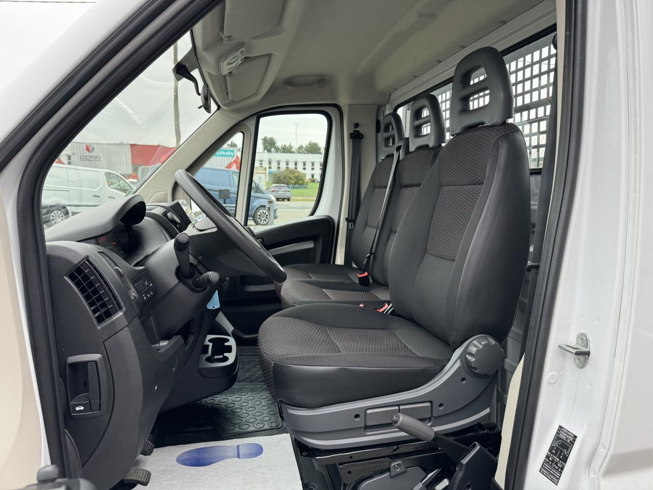 CITROEN JUMPER 3T5 PLATEAU 4M20 2.2 HDI 140CH - Bestelwagen met open laadbak: afbeelding 5 CITROEN JUMPER 3T5 PLATEAU 4M20 2.2 HDI 140CH - Bestelwagen met open laadbak: afbeelding 5