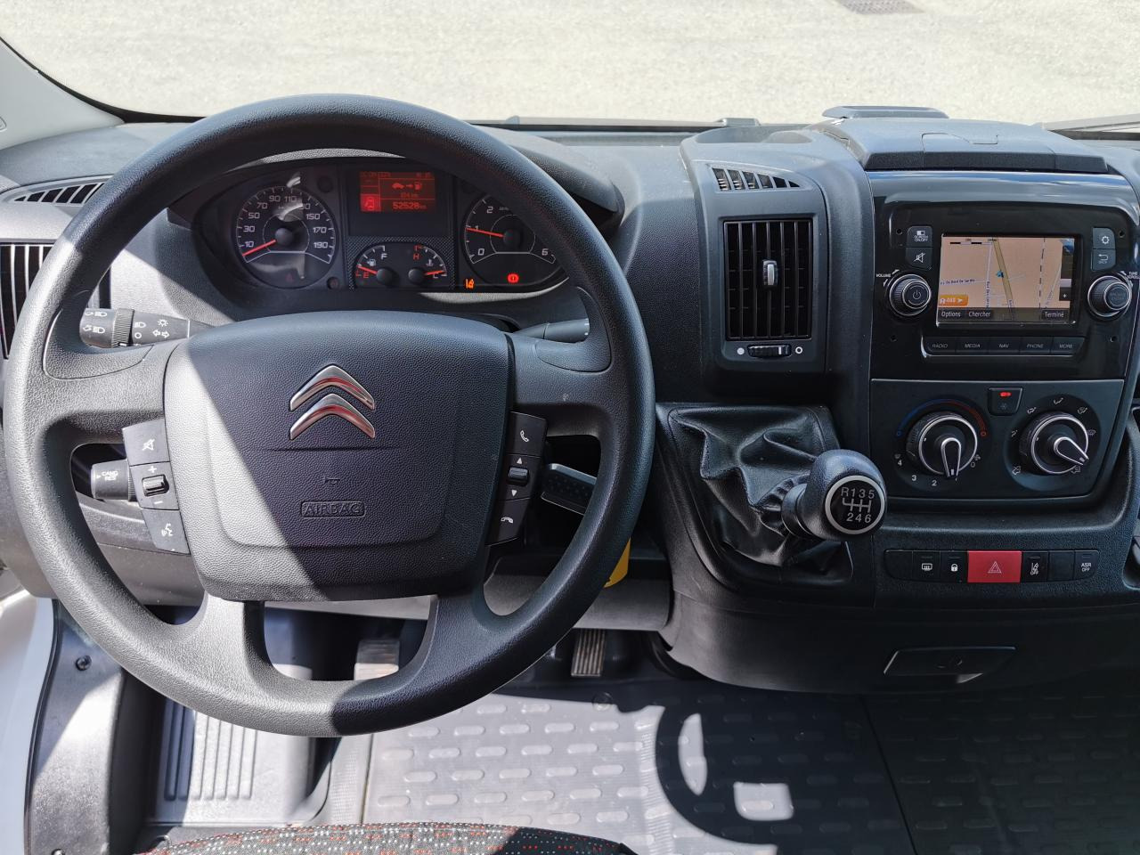 CITROEN Jumper 3.5t L2H2 2.2 HDi S&S - 140 III FOURGON TOLE Fourgon Tolé 35 L2H2 PHASE 3 - Gesloten bestelwagen: afbeelding 4 CITROEN Jumper 3.5t L2H2 2.2 HDi S&S - 140 III FOURGON TOLE Fourgon Tolé 35 L2H2 PHASE 3 - Gesloten bestelwagen: afbeelding 4