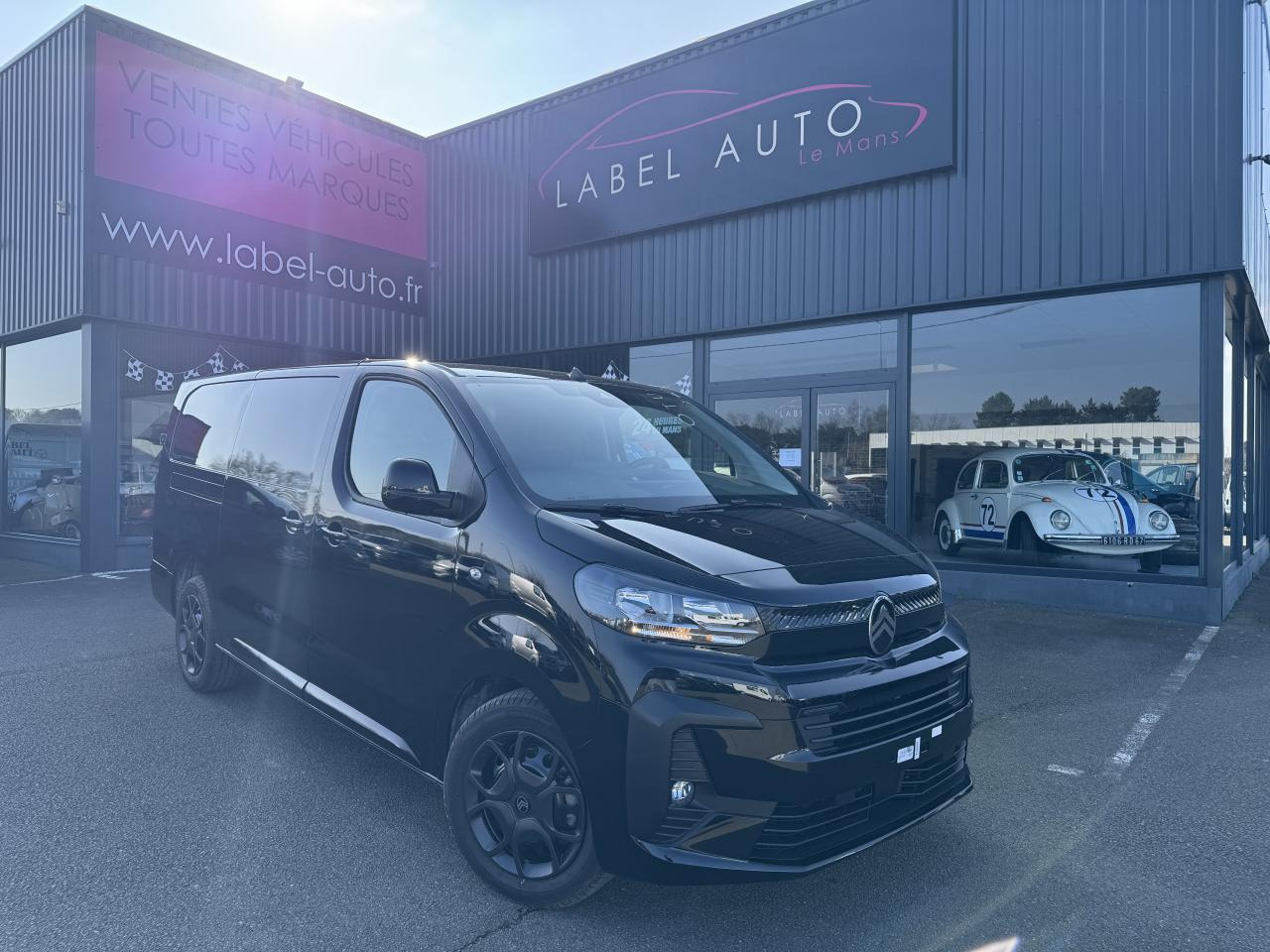 CITROEN Jumpy M 2.0 BlueHDi - 180 S&S - BV EAT8 III FOURGON . PHASE 2 - Gesloten bestelwagen: afbeelding 1 CITROEN Jumpy M 2.0 BlueHDi - 180 S&S - BV EAT8 III FOURGON . PHASE 2 - Gesloten bestelwagen: afbeelding 1