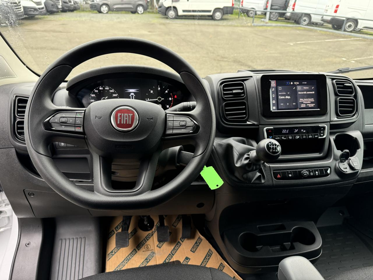 FIAT Ducato Tôlé 3.3 M H2 2.2 - 140 S&S III FOURGON TOLE Fourgon Tôlé 3.3 - Gesloten bestelwagen: afbeelding 3 FIAT Ducato Tôlé 3.3 M H2 2.2 - 140 S&S III FOURGON TOLE Fourgon Tôlé 3.3 - Gesloten bestelwagen: afbeelding 3