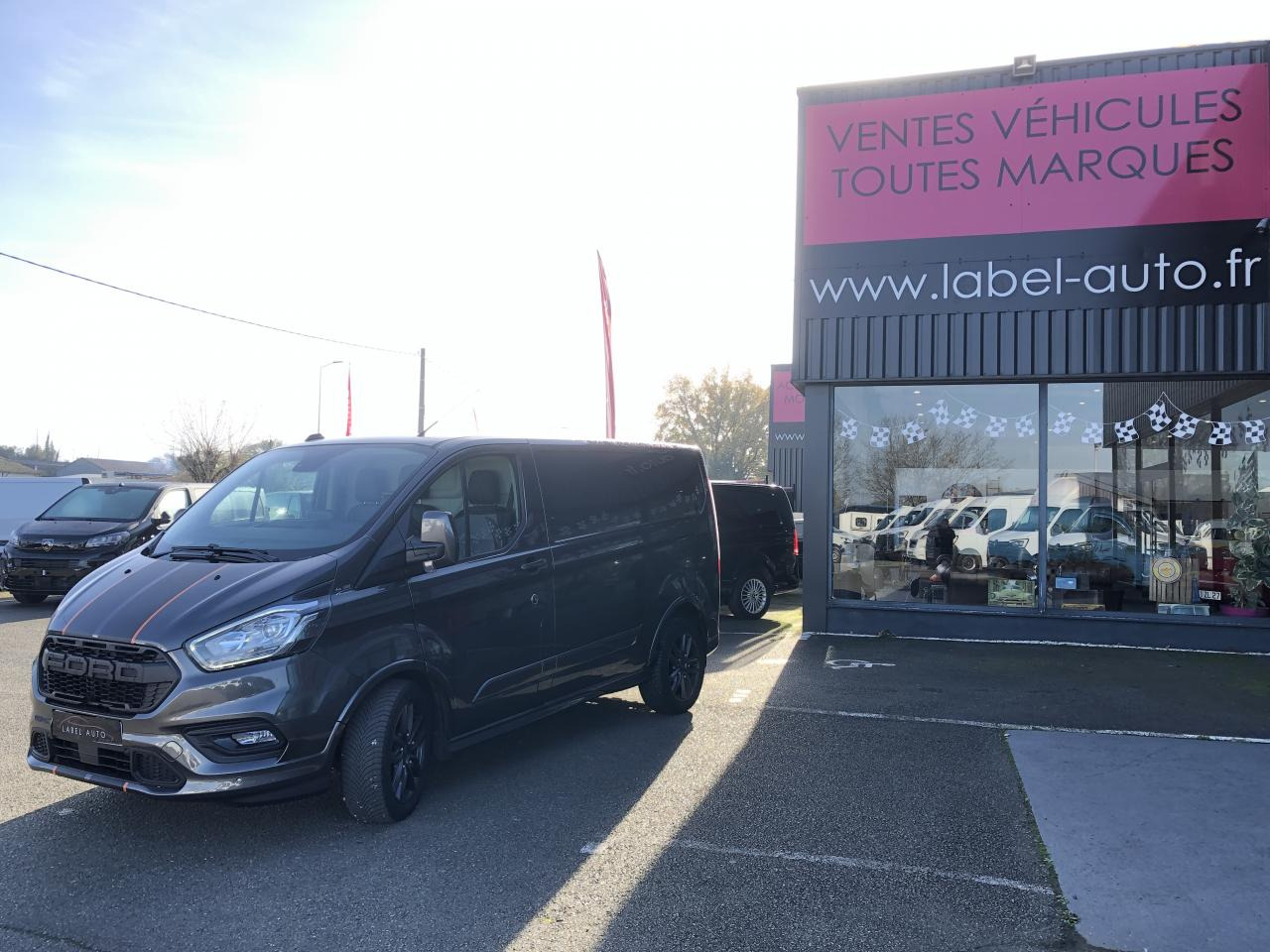 FORD Transit Custom 2.0 TDCi - 170 - BVA S&S TRANSIT CUSTOM FOURGON Fourgon 290 L1H1 Sport PHASE 2 - Gesloten bestelwagen: afbeelding 5 FORD Transit Custom 2.0 TDCi - 170 - BVA S&S TRANSIT CUSTOM FOURGON Fourgon 290 L1H1 Sport PHASE 2 - Gesloten bestelwagen: afbeelding 5