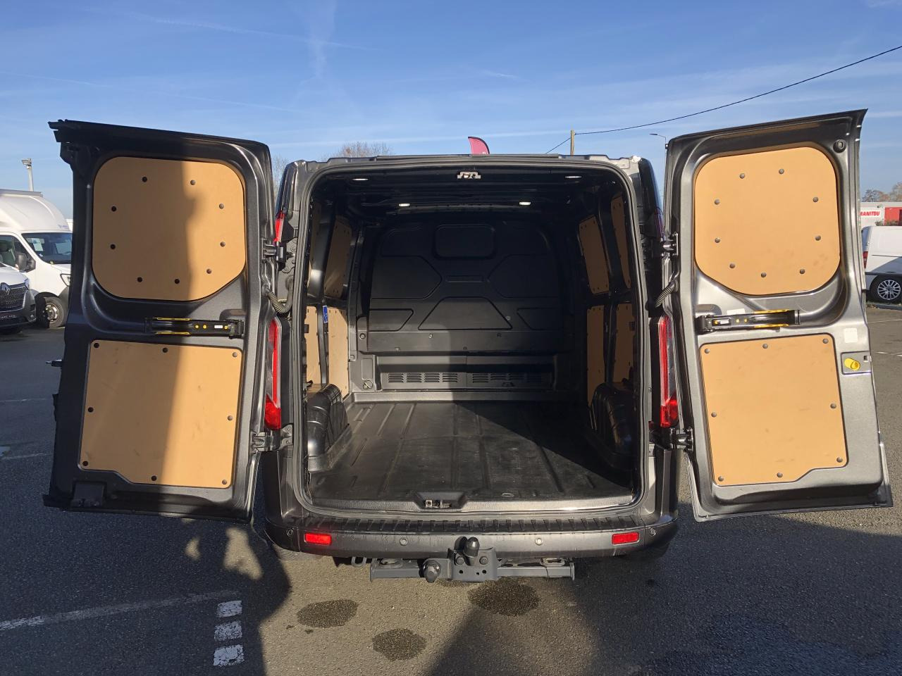 FORD Transit Custom 2.0 TDCi - 170 - BVA S&S TRANSIT CUSTOM FOURGON Fourgon 290 L1H1 Sport PHASE 2 - Gesloten bestelwagen: afbeelding 2 FORD Transit Custom 2.0 TDCi - 170 - BVA S&S TRANSIT CUSTOM FOURGON Fourgon 290 L1H1 Sport PHASE 2 - Gesloten bestelwagen: afbeelding 2