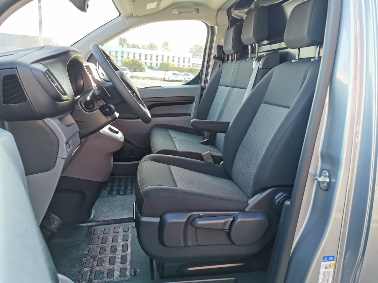 Fiat Scudo XL 2.0 BlueHDi - 145 III 2022 FOURGON Fourgon XL PHASE 1 - Gesloten bestelwagen: afbeelding 5 Fiat Scudo XL 2.0 BlueHDi - 145 III 2022 FOURGON Fourgon XL PHASE 1 - Gesloten bestelwagen: afbeelding 5