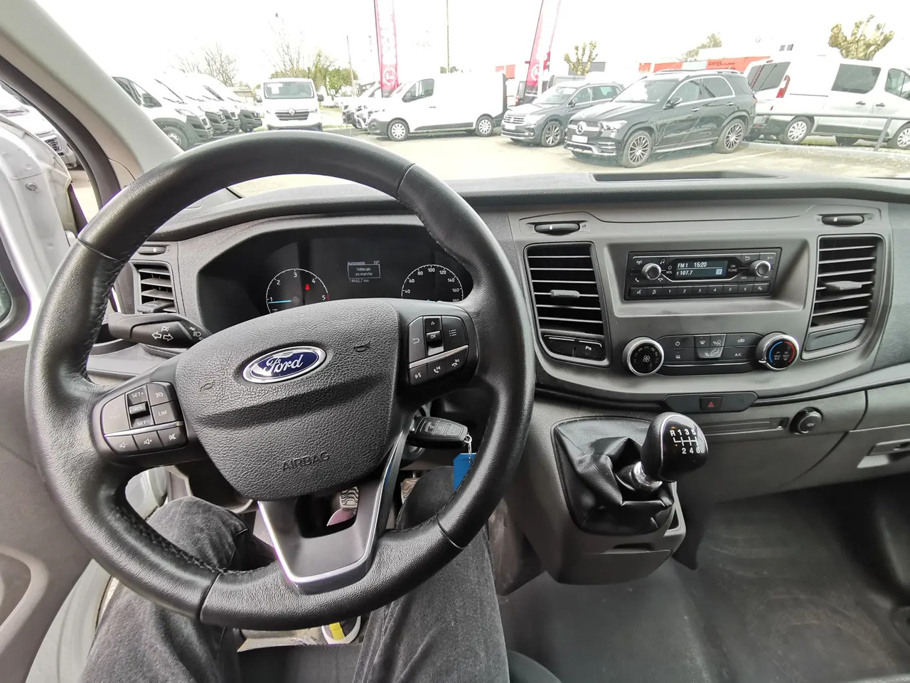 Ford Transit Custom 300 L2H1 2.0 ECOBLUE 130 HYBRID TREND BUSINESS - Gesloten bestelwagen: afbeelding 3 Ford Transit Custom 300 L2H1 2.0 ECOBLUE 130 HYBRID TREND BUSINESS - Gesloten bestelwagen: afbeelding 3