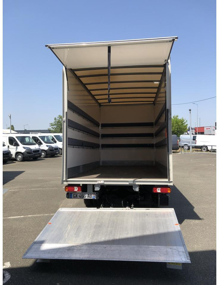 Iveco Daily 35 C 16 CAISSE HAYON 20M3 - Bestelwagen gesloten laadbak: afbeelding 2 Iveco Daily 35 C 16 CAISSE HAYON 20M3 - Bestelwagen gesloten laadbak: afbeelding 2