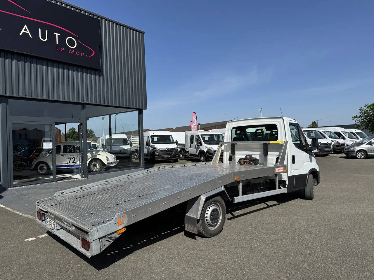 Iveco Daily 35S16H3.0 D EMPATTEMENT 4100 - Bergingsvoertuig: afbeelding 4 Iveco Daily 35S16H3.0 D EMPATTEMENT 4100 - Bergingsvoertuig: afbeelding 4