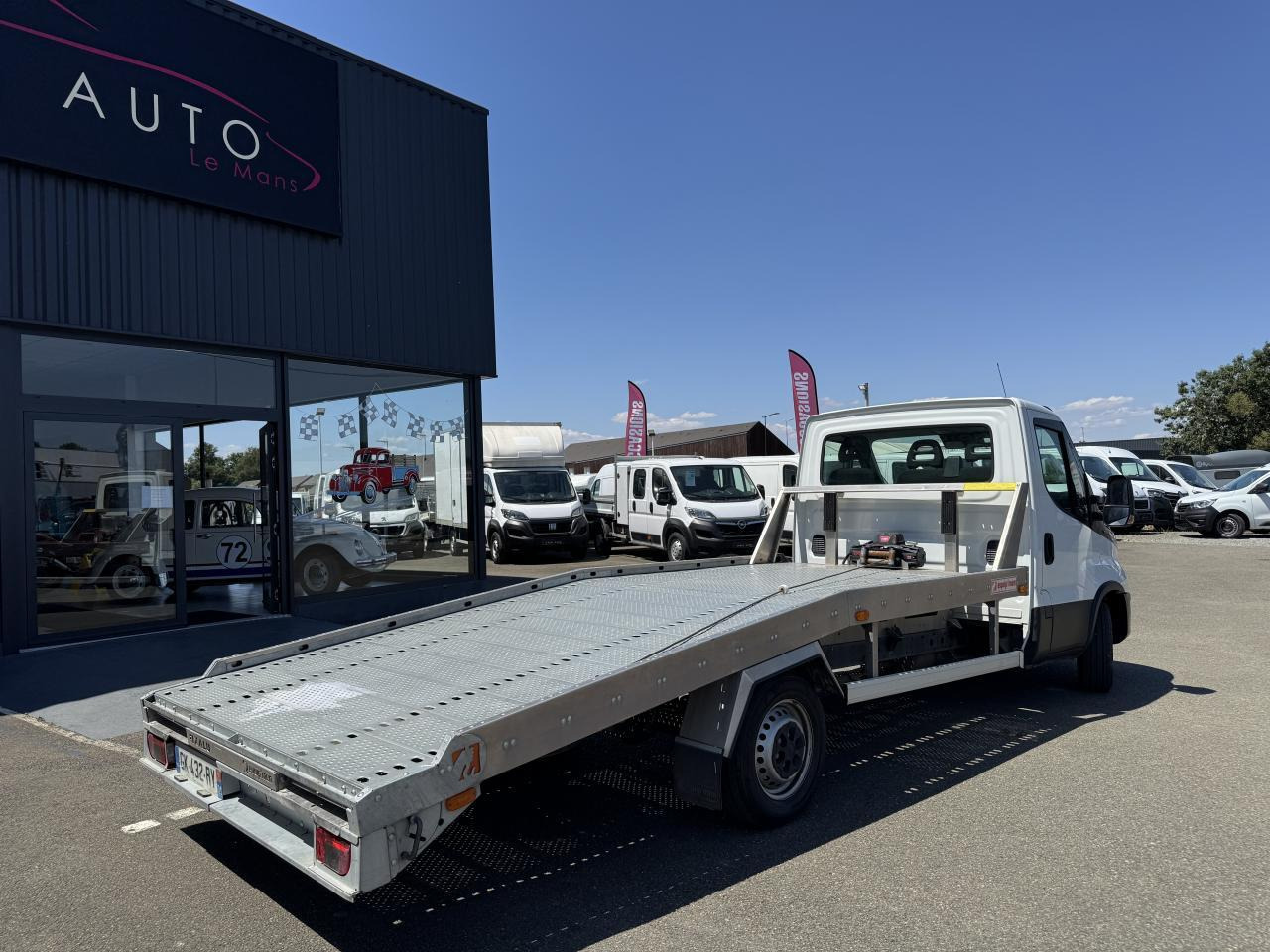 Iveco Daily IVECO PORTE VOITURE DEPANNEUSE 35 S 16 3L0 160 CH EMPATTEMENT 4100 PLATEAU FIX ALU EQUIP - Bergingsvoertuig: afbeelding 5 Iveco Daily IVECO PORTE VOITURE DEPANNEUSE 35 S 16 3L0 160 CH EMPATTEMENT 4100 PLATEAU FIX ALU EQUIP - Bergingsvoertuig: afbeelding 5