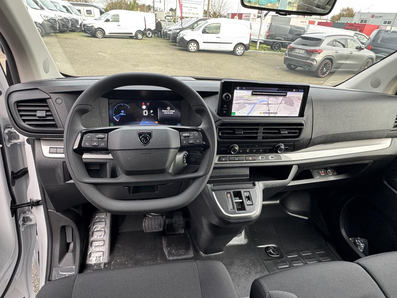 PEUGEOT Expert M 2.0 BlueHDi - 180 S&S - BV EAT8 III FOURGON Fourgon PHASE 2 - Gesloten bestelwagen: afbeelding 5 PEUGEOT Expert M 2.0 BlueHDi - 180 S&S - BV EAT8 III FOURGON Fourgon PHASE 2 - Gesloten bestelwagen: afbeelding 5