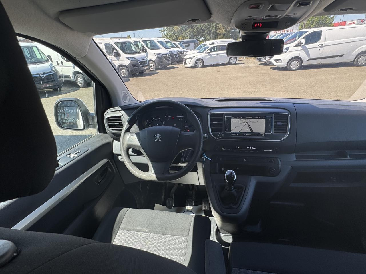 Peugeot Expert Standard 2.0 BlueHDI 150 S&S CABINE APPROFONDIE 6 PLACES - Bestelwagen met dubbele cabine: afbeelding 3 Peugeot Expert Standard 2.0 BlueHDI 150 S&S CABINE APPROFONDIE 6 PLACES - Bestelwagen met dubbele cabine: afbeelding 3