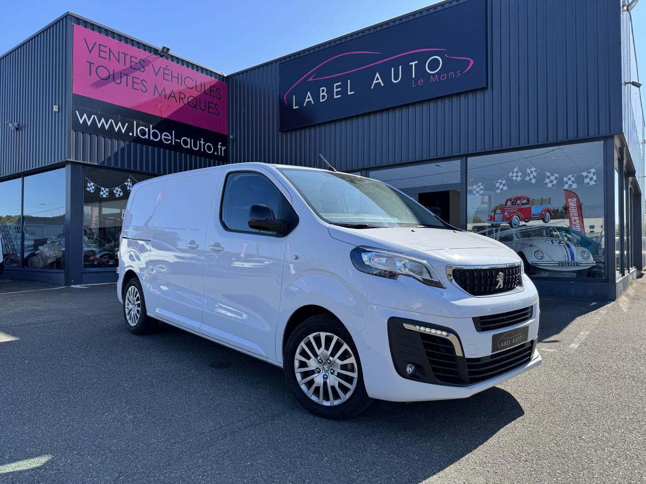 Peugeot Expert Standard 2.0 BlueHDi - 145 S&S - BV EAT8 III FOURGON Fourgon Asphalt PHASE 1 - Gesloten bestelwagen: afbeelding 1 Peugeot Expert Standard 2.0 BlueHDi - 145 S&S - BV EAT8 III FOURGON Fourgon Asphalt PHASE 1 - Gesloten bestelwagen: afbeelding 1