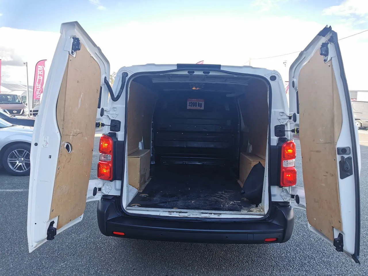 Peugeot Expert XL 2.0 BLUEHDI 145CH S&S PACK ASPHALT - Gesloten bestelwagen: afbeelding 5 Peugeot Expert XL 2.0 BLUEHDI 145CH S&S PACK ASPHALT - Gesloten bestelwagen: afbeelding 5