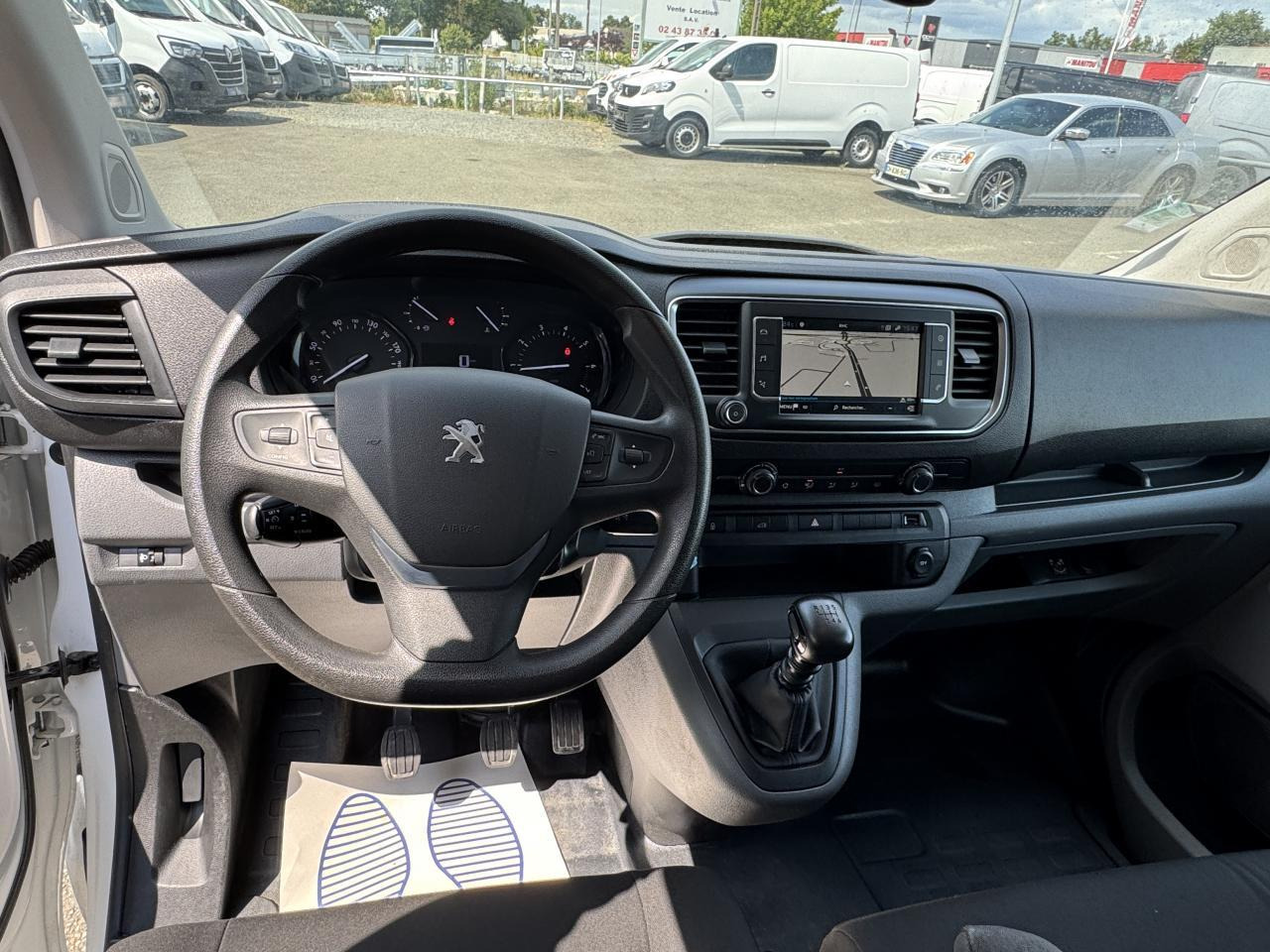 Peugeot Expert XL 2.0 BLUEHDI 145CH S&S PACK ASPHALT - Gesloten bestelwagen: afbeelding 3 Peugeot Expert XL 2.0 BLUEHDI 145CH S&S PACK ASPHALT - Gesloten bestelwagen: afbeelding 3