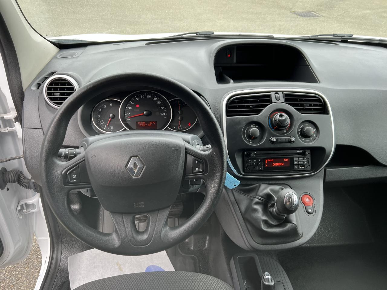 RENAULT KANGOO 1.5 DCI 80CH CONFORT - Gesloten bestelwagen: afbeelding 4 RENAULT KANGOO 1.5 DCI 80CH CONFORT - Gesloten bestelwagen: afbeelding 4