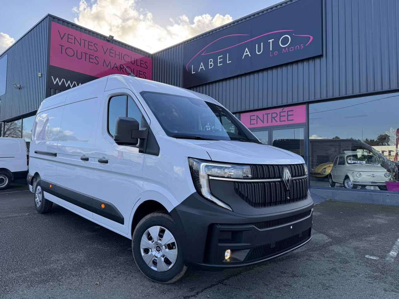 RENAULT Master Extra 3t5 L3H2 2.0 Blue dCi - 150 IV FOURGON Fourgon L3H2 Traction - Gesloten bestelwagen: afbeelding 1 RENAULT Master Extra 3t5 L3H2 2.0 Blue dCi - 150 IV FOURGON Fourgon L3H2 Traction - Gesloten bestelwagen: afbeelding 1
