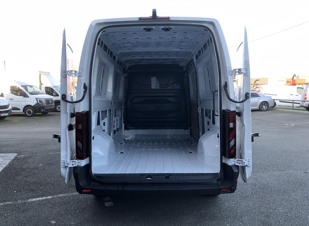 RENAULT Master Extra 3t5 L3H2 2.0 Blue dCi - 150 IV FOURGON Fourgon L3H2 Traction - Gesloten bestelwagen: afbeelding 3 RENAULT Master Extra 3t5 L3H2 2.0 Blue dCi - 150 IV FOURGON Fourgon L3H2 Traction - Gesloten bestelwagen: afbeelding 3