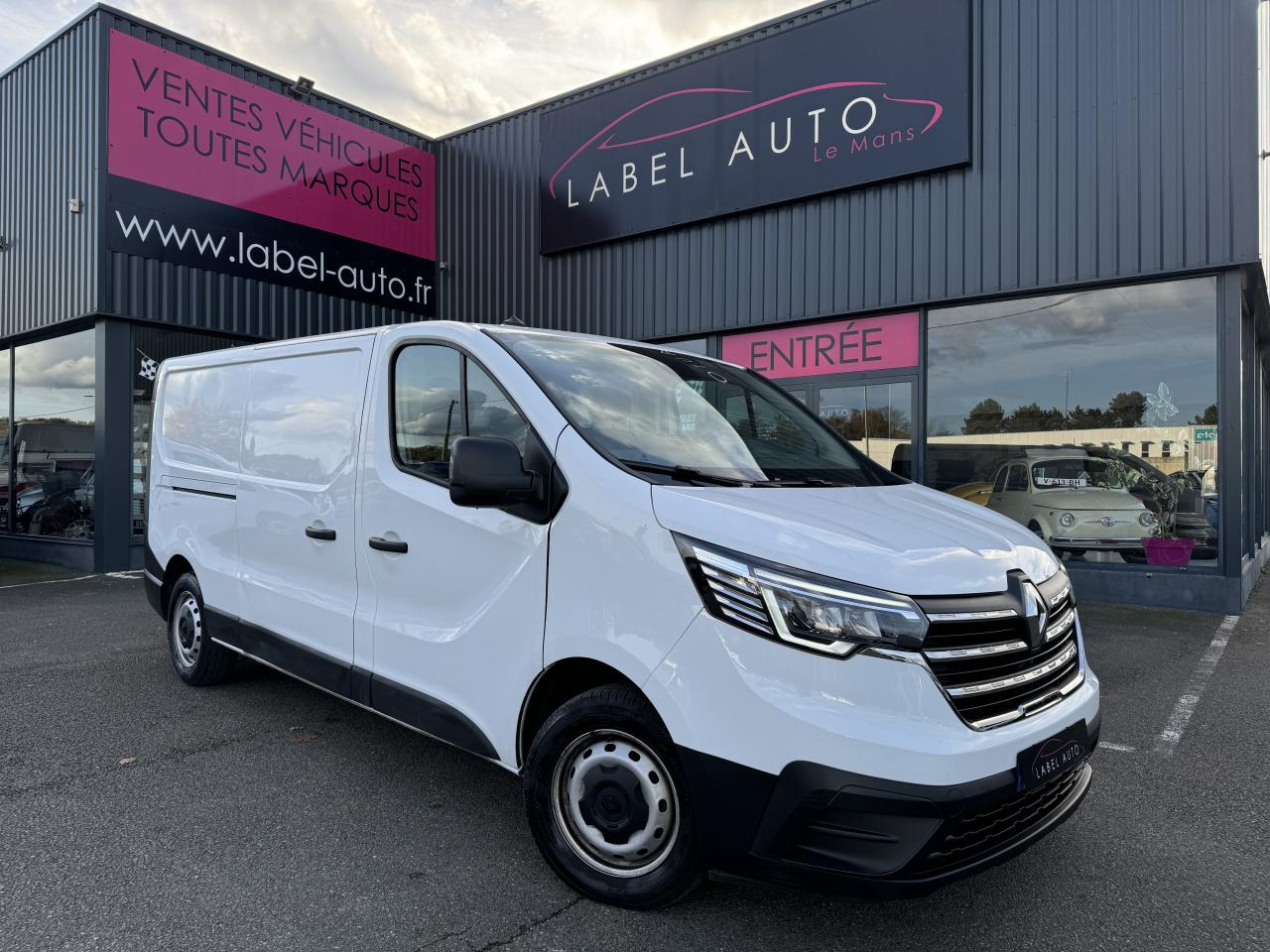 RENAULT Trafic L2H1 3000 Kg 2.0 Blue dCi - 130  III FOURGON Fourgon Grand Confort L2H1 PHASE 3 - Gesloten bestelwagen: afbeelding 1 RENAULT Trafic L2H1 3000 Kg 2.0 Blue dCi - 130  III FOURGON Fourgon Grand Confort L2H1 PHASE 3 - Gesloten bestelwagen: afbeelding 1